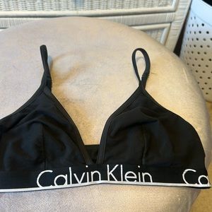 Calvin Klein Brallete